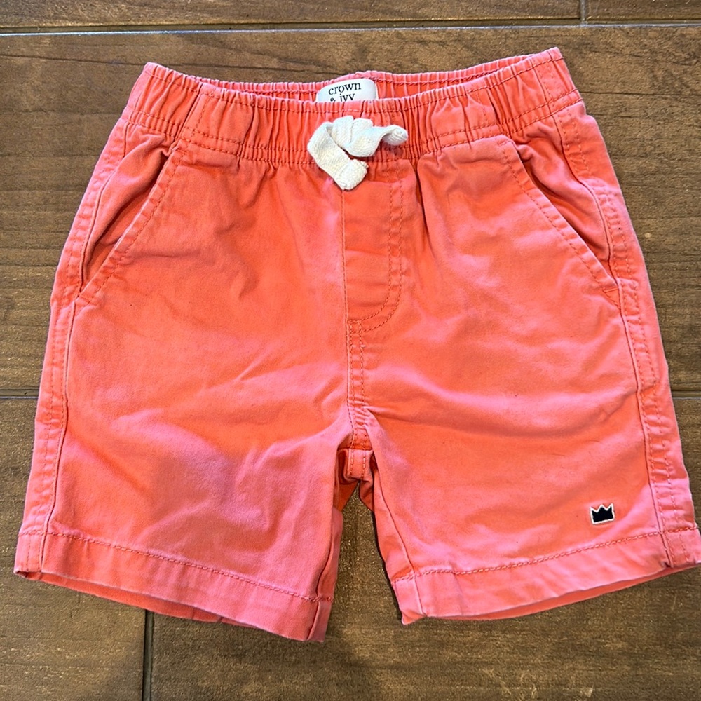 Crown & Ivy boys shorts